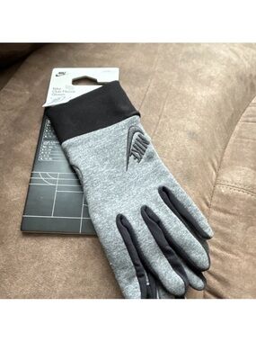 Nike Gray Fleece Gloves